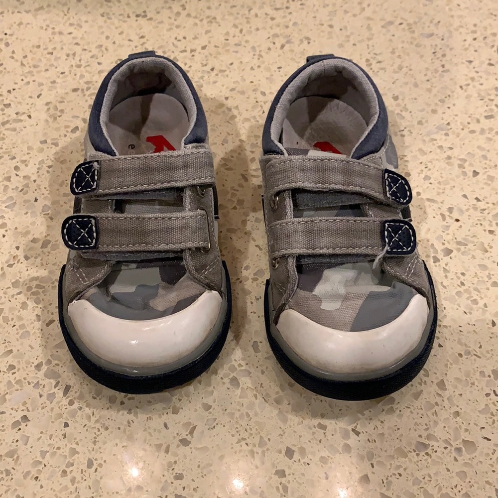 see Kai Run toddler boys tennis shoes